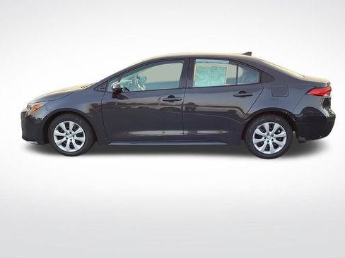 Used 2025 Toyota Corolla LE FWD image 6