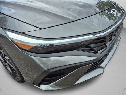 New 2026 Hyundai Elantra SEL Sport FWD image 33