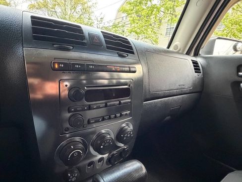 Used 2006 HUMMER H3 image 13