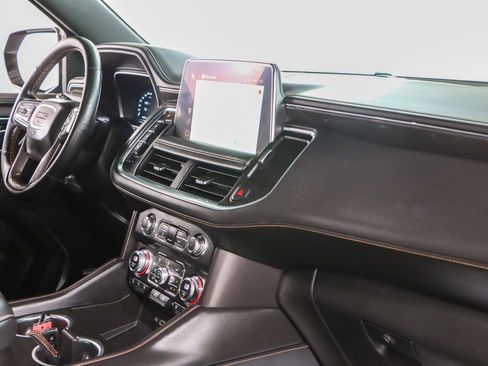 Used 2023 GMC Yukon AT4 AWD/4WD image 30