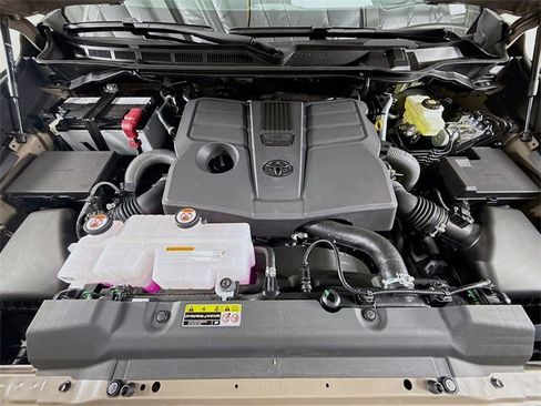 New 2026 Toyota Tundra SR5 image 28