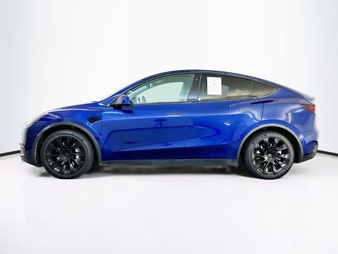Used 2020 Tesla Model Y Long Range image 4