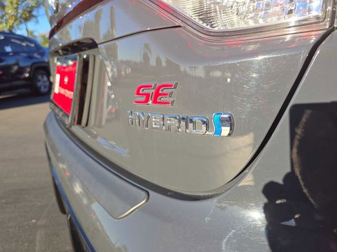 Certified 2024 Toyota Corolla SE image 13