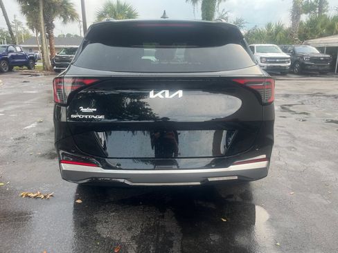 Used 2026 Kia Sportage SX FWD image 4