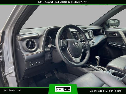 Used 2018 Toyota RAV4 SE w/ Power Extra Value Package FWD image 17