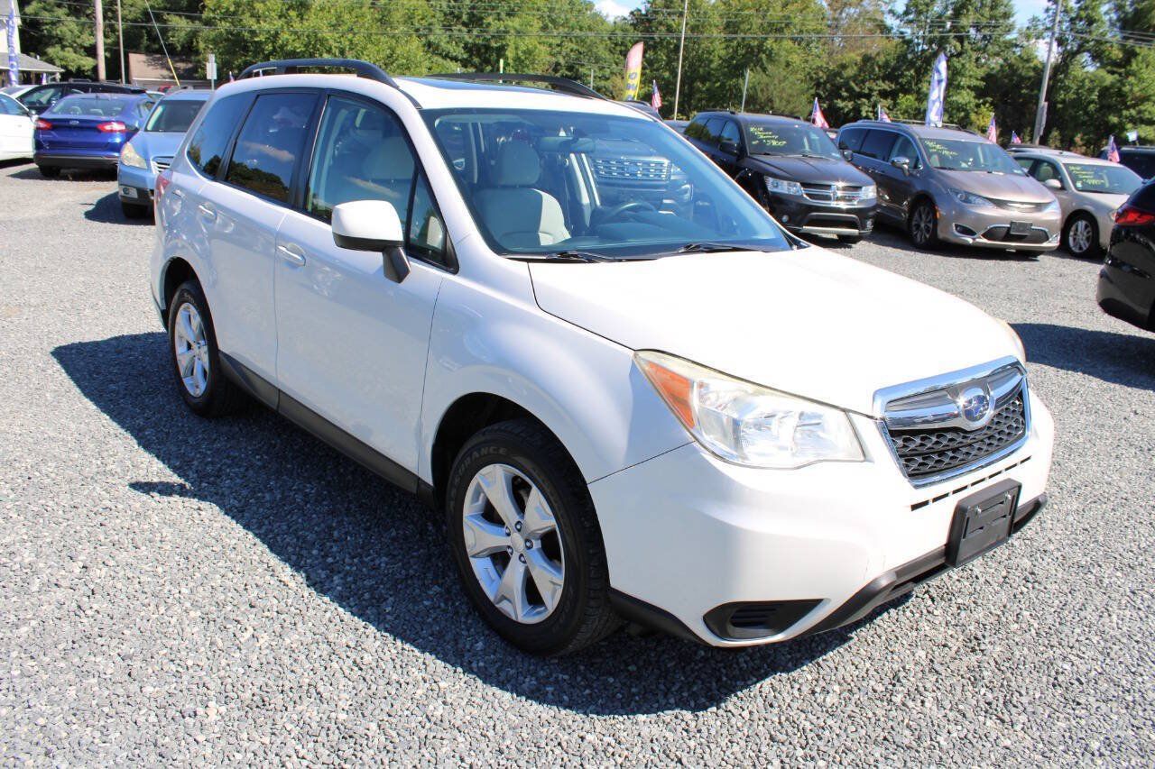 Used 2014 Subaru Forester 2.5i Premium w/ All-Weather Package AWD/4WD image 4