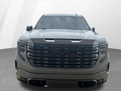Used 2023 GMC Sierra 1500 Denali RWD image 2