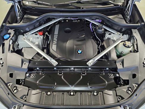 New 2026 BMW X5 xDrive40i w/ M Sport Package image 9