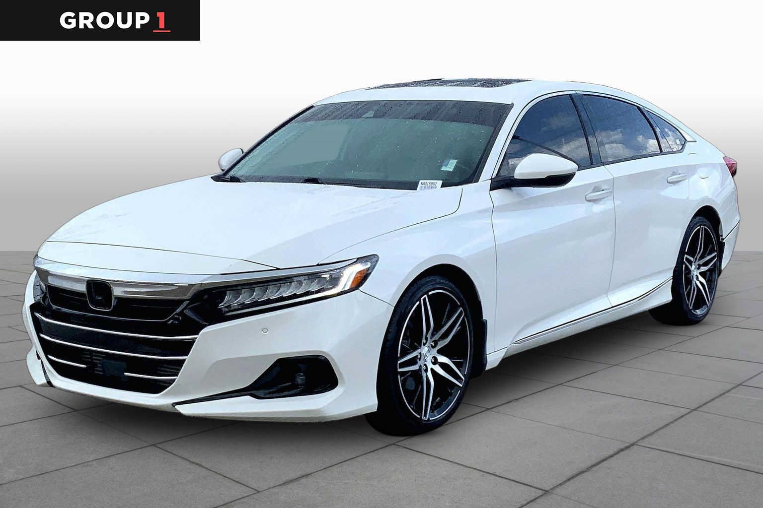 Used 2022 Honda Accord Touring image 1