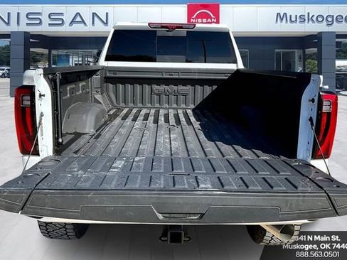 Used 2025 GMC Sierra 2500 Denali Ultimate image 7