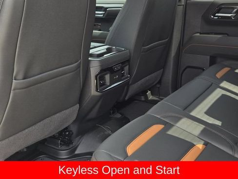 New 2026 GMC Sierra 1500 AT4 w/ AT4 Premium Package AWD/4WD image 32