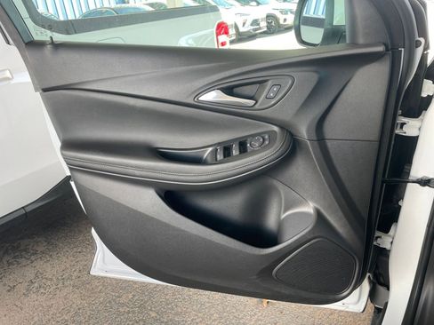 Used 2025 Buick Encore GX Preferred image 20