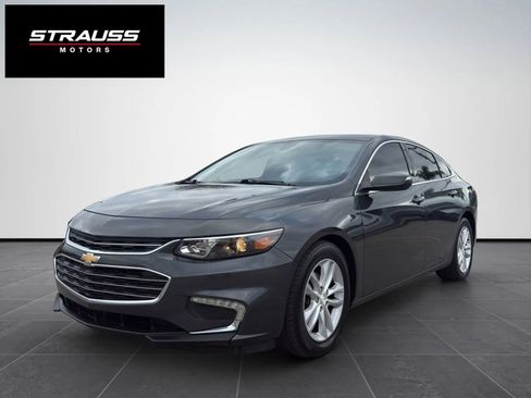 Used 2018 Chevrolet Malibu LT FWD image 4