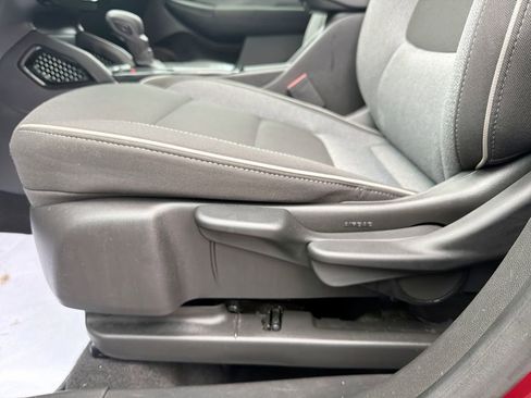 Used 2025 Chevrolet TrailBlazer LT image 16