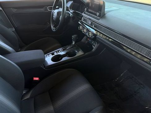 Certified 2023 Honda Civic Sport image 18