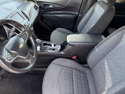 Used 2022 Chevrolet Equinox LT FWD image 11
