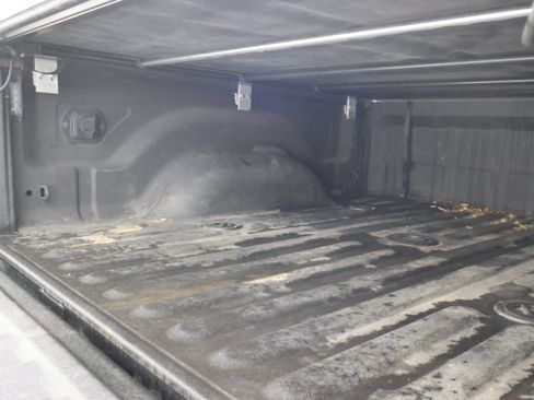Used 2016 RAM 3500 Laramie AWD/4WD image 5