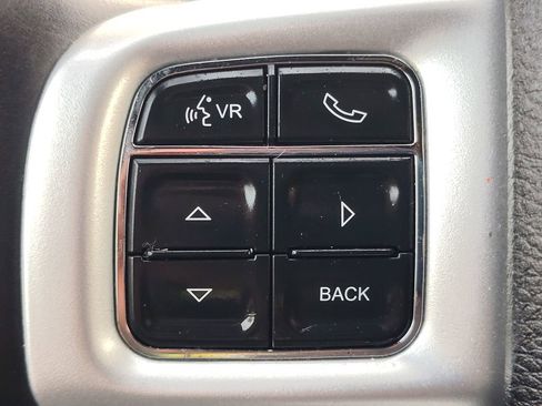 Used 2019 Dodge Grand Caravan GT image 11