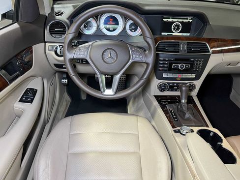 Used 2014 Mercedes-Benz C 250 Coupe image 39