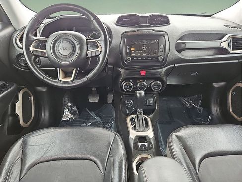 Used 2017 Jeep Renegade Trailhawk AWD/4WD image 15