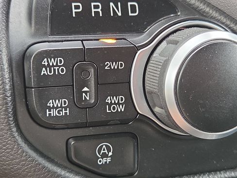 Used 2022 RAM 1500 Big Horn AWD/4WD image 36