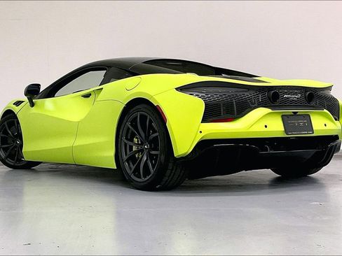 Used 2023 McLaren Artura image 6