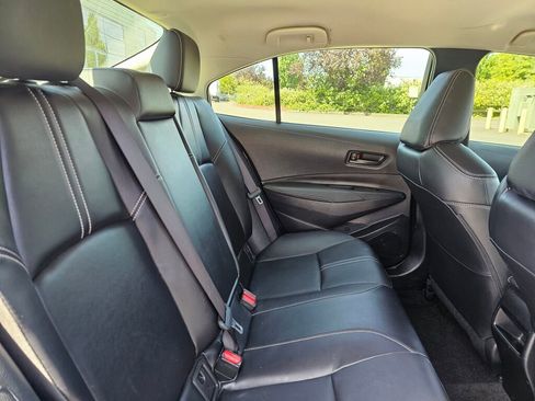 Used 2022 Toyota Corolla LE w/ Premium Interior Package FWD image 15