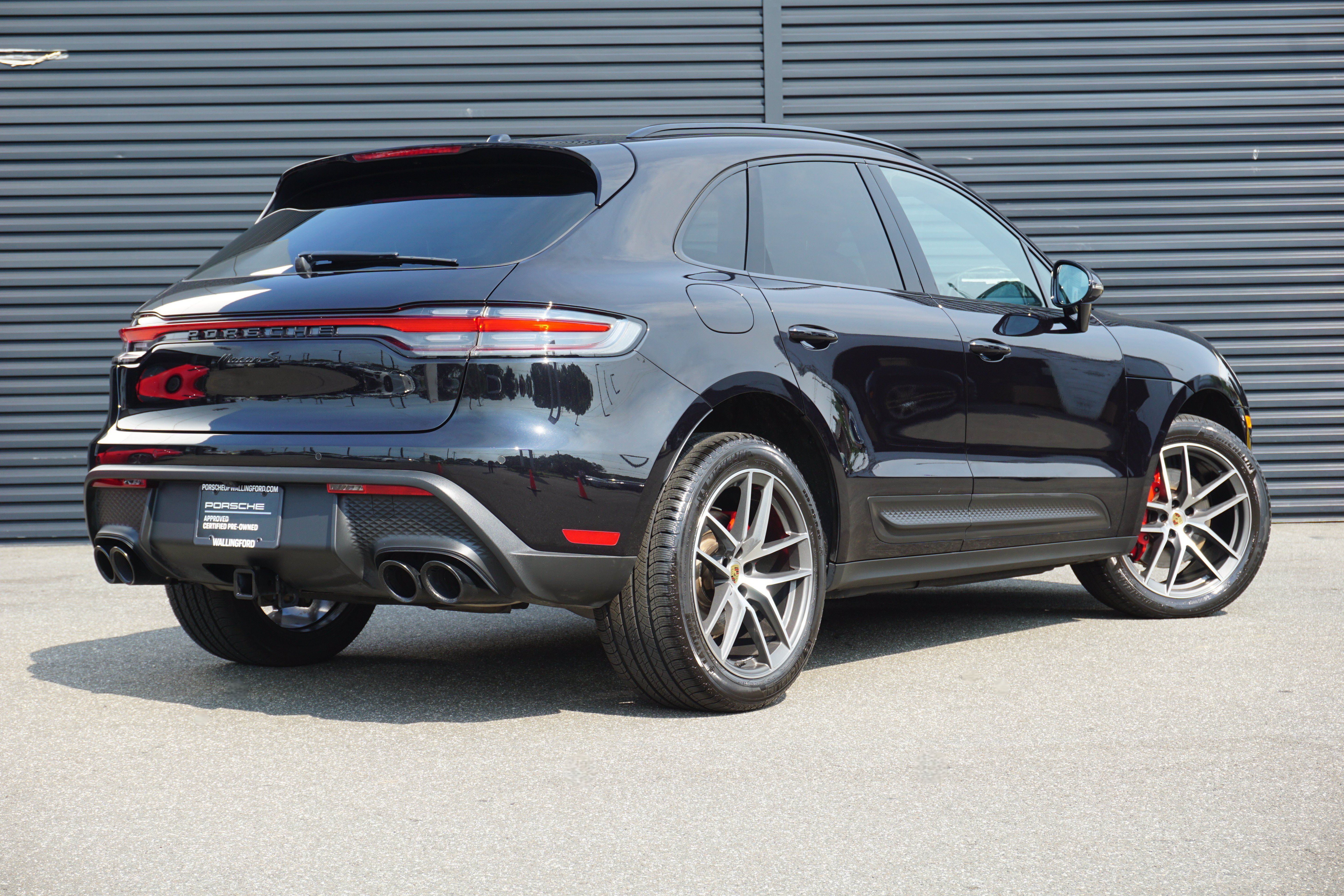Certified 2023 Porsche Macan S AWD/4WD image 8