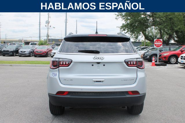 Used 2025 Jeep Compass Limited AWD/4WD image 4