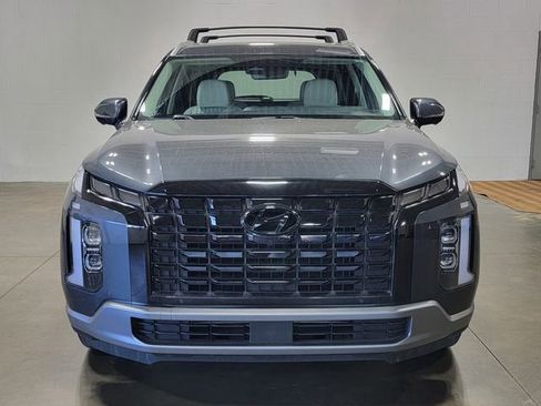 Used 2024 Hyundai Palisade Limited AWD/4WD image 3