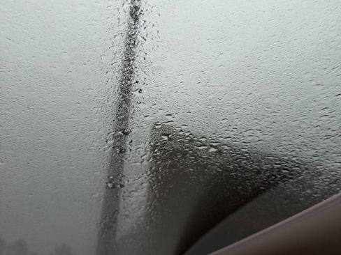 Used 2024 Tesla Model Y Performance image 17