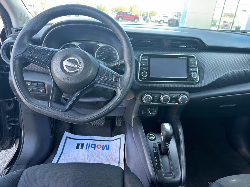 Used 2024 Nissan Kicks S FWD image 13