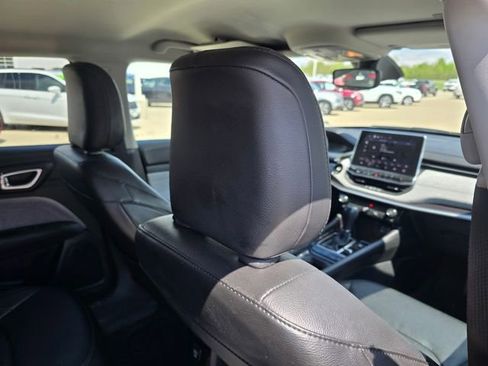 Used 2022 Jeep Compass Latitude AWD/4WD image 11