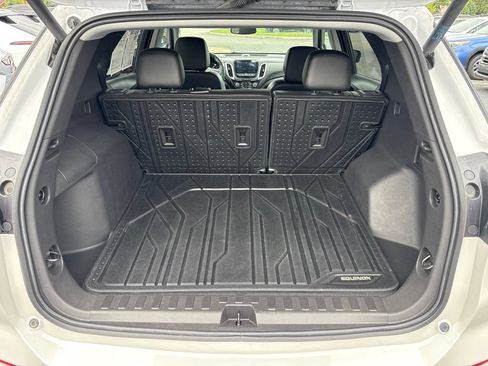 Used 2024 Chevrolet Equinox Premier AWD/4WD image 24