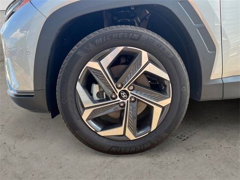 Used 2024 Hyundai Tucson Limited image 13