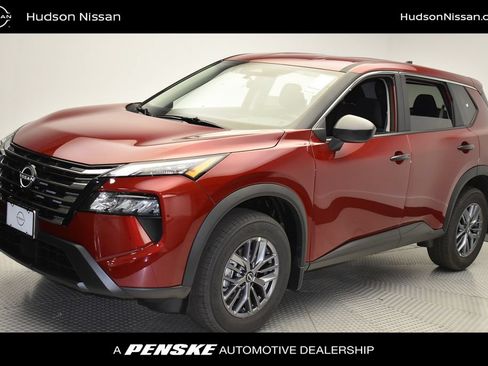 Used 2026 Nissan Rogue S AWD/4WD image 1