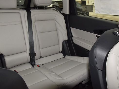 New 2026 Lincoln Nautilus Premier image 28