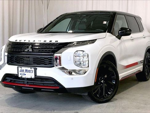 Used 2023 Mitsubishi Outlander Ralliart image 12