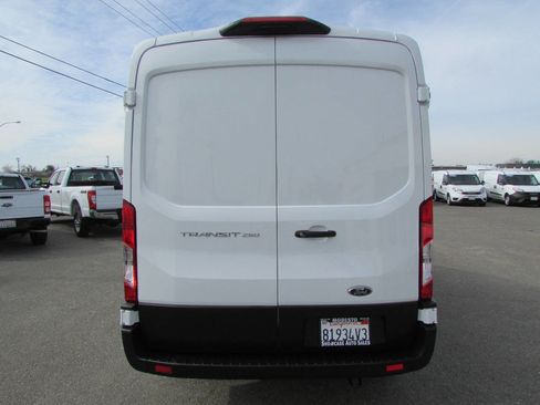 Used 2023 Ford Transit 250 Medium Roof image 7