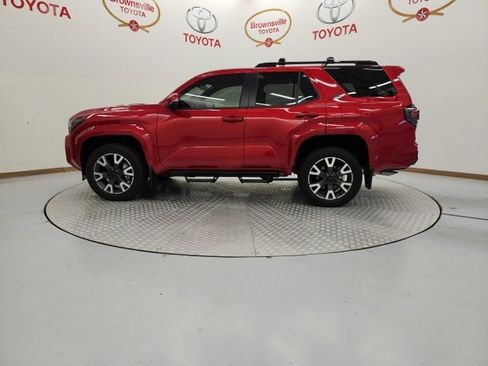 Used 2025 Toyota 4Runner TRD Sport image 5