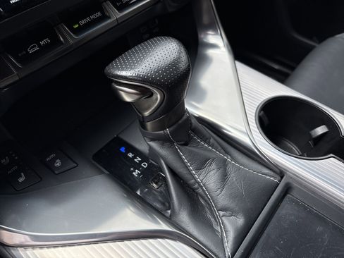 Used 2024 Lexus LX 600 F Sport AWD/4WD image 26