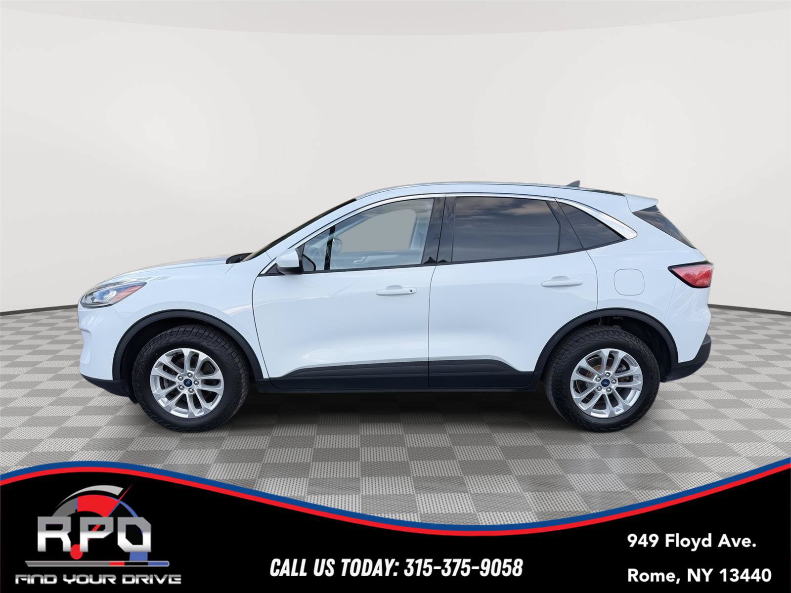 Used 2021 Ford Escape SE w/ Convenience Package AWD/4WD image 2