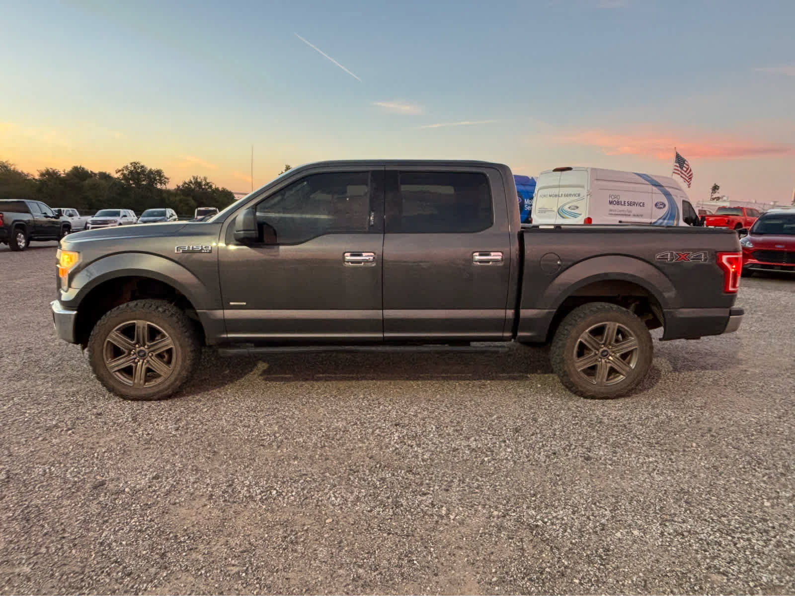 Used 2015 Ford F150 XLT AWD/4WD image 2
