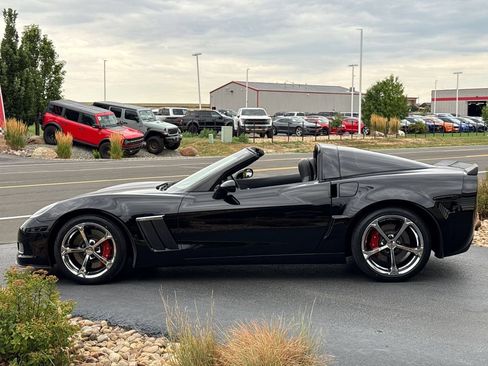 Used 2011 Chevrolet Corvette Grand Sport w/ Preferred Equipment Group RWD image 5