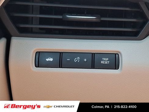 Used 2021 Nissan Altima 2.5 SV FWD image 24