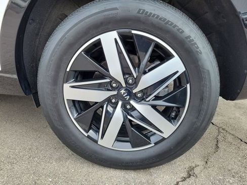 Used 2021 Kia Sorento EX w/ Panoramic Sunroof Package image 5