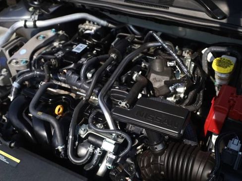 Used 2025 Nissan Sentra SV image 8