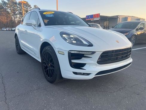 Used 2017 Porsche Macan GTS w/ Premium Package Plus image 3