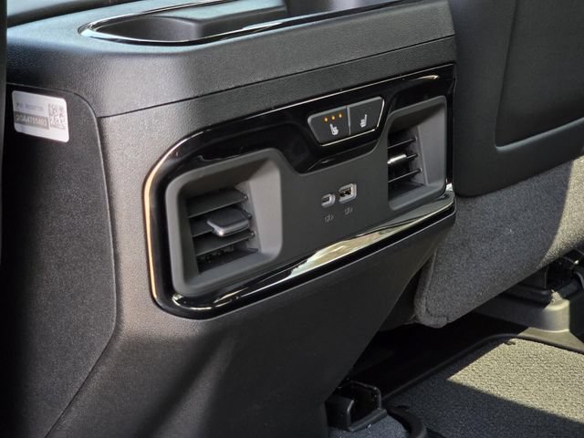 New 2026 GMC Sierra 2500 AT4X w/ LPO, Black Badging Package AWD/4WD image 34