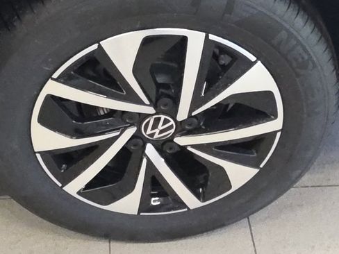 New 2026 Volkswagen Jetta S image 9